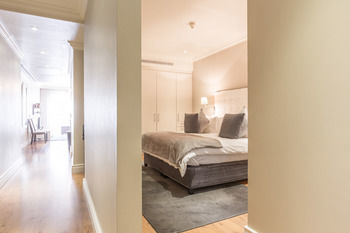 318 Royale * Cape Town