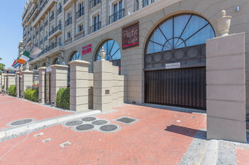 318 Royale Apartment Cape Town