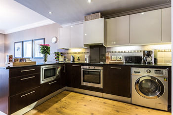 318 Royale Apartment *