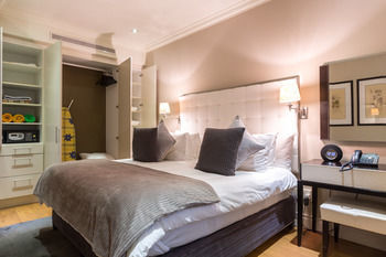 318 Royale * Cape Town